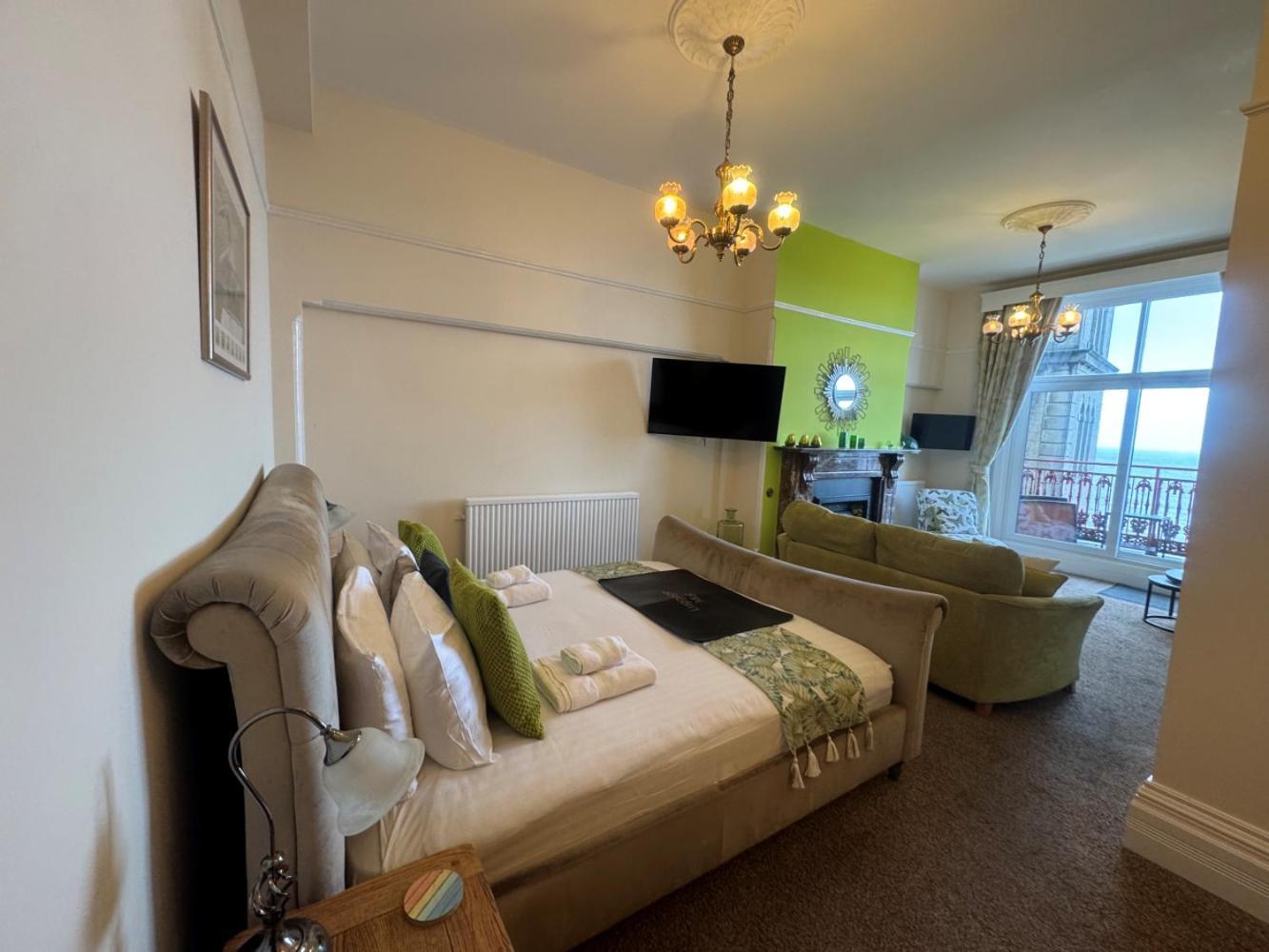 Inn The Red Lion 5*