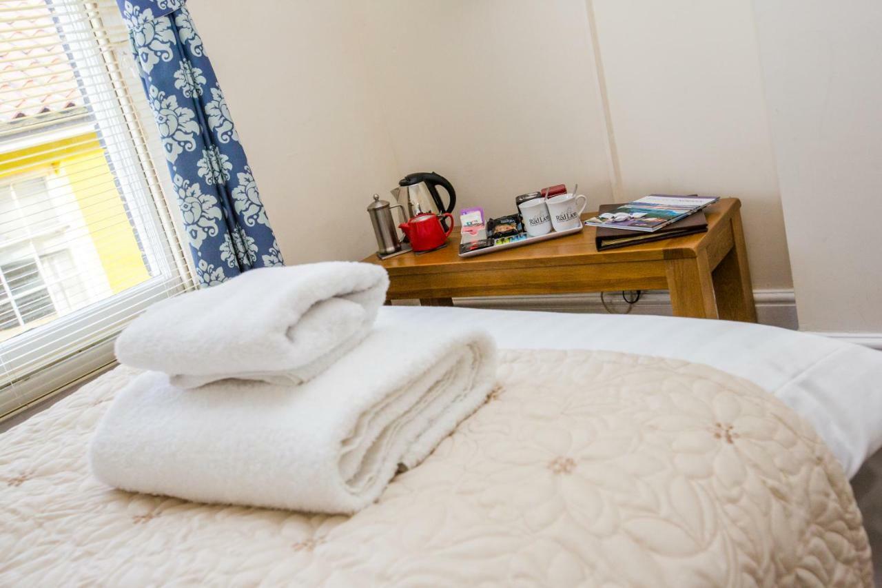 The Red Lion 5*